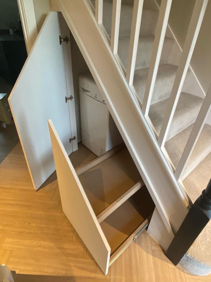 2 section door and drawer